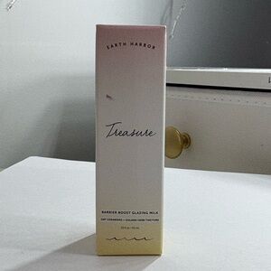 Earth Harbor Treasure Glazing Milk Moisturizer, NEW IN BOX